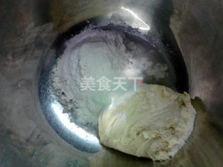 图解:椰蓉提子面包的手工自制法