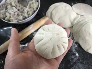 莲藕糯米汽水包的图解手工做法