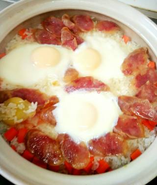 图文:香肠煲仔饭(主食)的自制做法