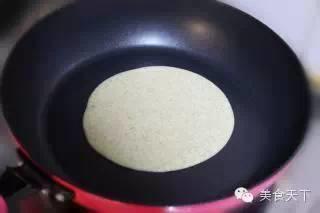 农家小吃:绿豆煎饼制作原料及方法.视频