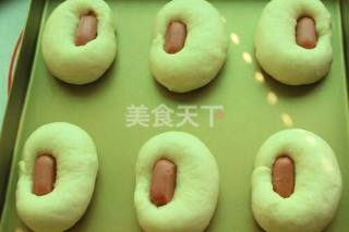 葱花Q肠面包的(图示)手工制作