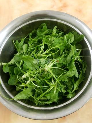猪肉荠菜饺子的手工做法(图文)