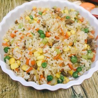 图文:什锦牛肉焗饭(主食)的自制做法