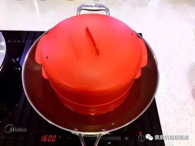 家庭蒸制黑米蛋糕+营养保健.视频演示