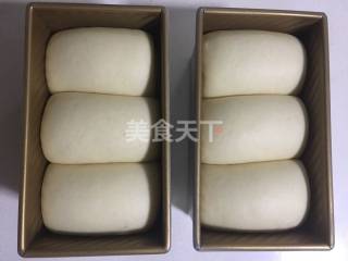 牛奶吐司的烘焙自制做法(图示)