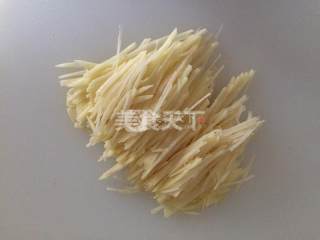 土豆丝芹菜叶汤的图示自制法