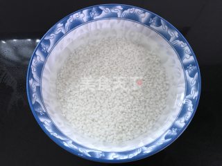 莲藕糯米汽水包的图解手工做法