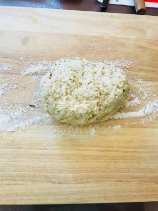 燕麦片法包的(图示)手工制作