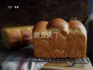 牛奶吐司的烘焙自制做法(图示)