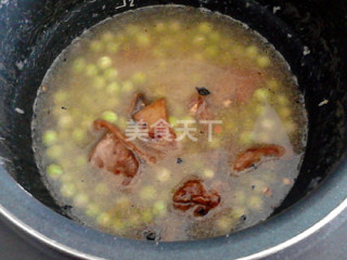 图文:豌豆鸡米饭(主食)的自制做法