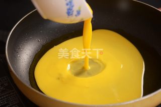 五彩鲜蔬虾饼的厨房手工做法(图解)