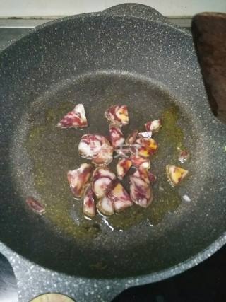 图文:香肠焗饭(主食)的自制做法