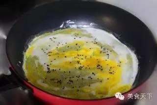 农家小吃:绿豆煎饼制作原料及方法.视频
