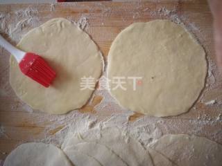 饺子皮蒸春饼的厨房手工做法(图解)