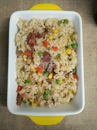 图文:香肠焗饭(主食)的自制做法