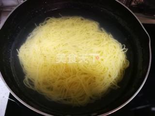 手工自制蔬菜玉米炒面的做法(图文)