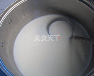 如何自制一份芒果果粒酸奶?