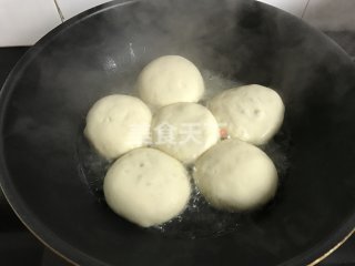 莲藕糯米汽水包的图解手工做法