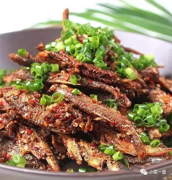 最新的几道农家菜谱:酸菜粉丝滑肉汤...