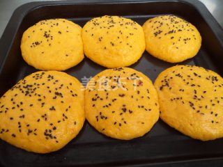 南瓜面包的(图示)手工制作