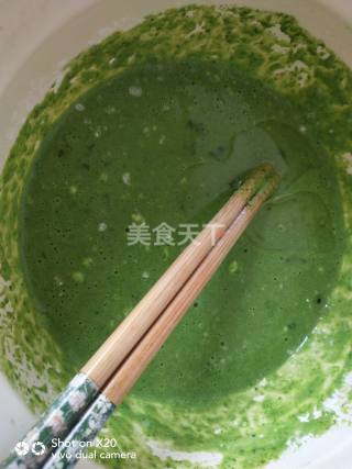 菠菜汁煎饼的厨房手工做法(图解)