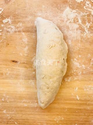 燕麦片法包的(图示)手工制作