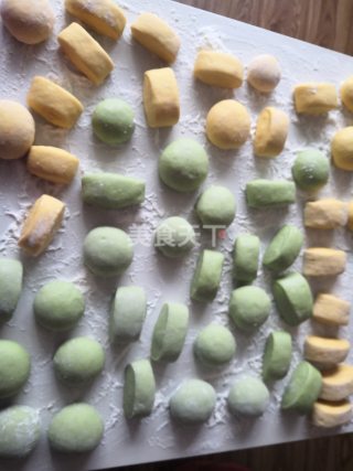 (图文)手工自制菠菜馒头的做法