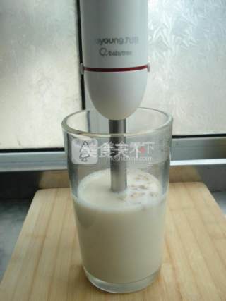 牛奶核桃露(果汁饮品)的手工自制