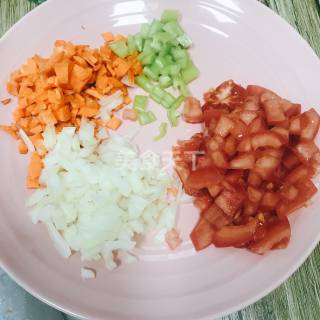 图文:什锦牛肉焗饭(主食)的自制做法