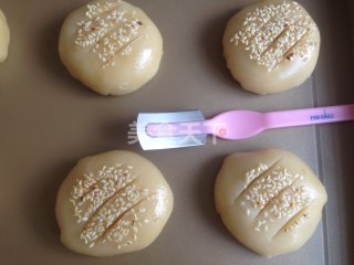 图:植物油版老婆饼的手工自制