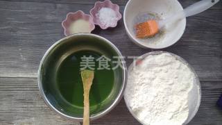 (图文)手工自制菠菜千层饼的做法