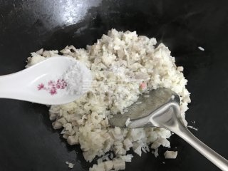 莲藕糯米汽水包的图解手工做法