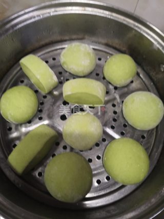 (图文)手工自制菠菜馒头的做法