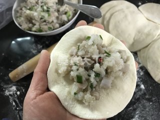 莲藕糯米汽水包的图解手工做法